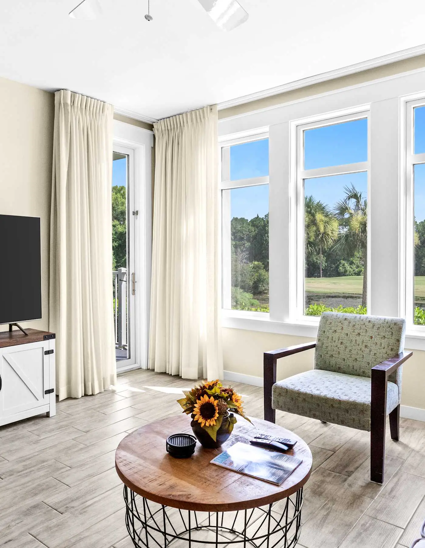 Fairway Views & Resort in Sandestin's Baytowne Wharf