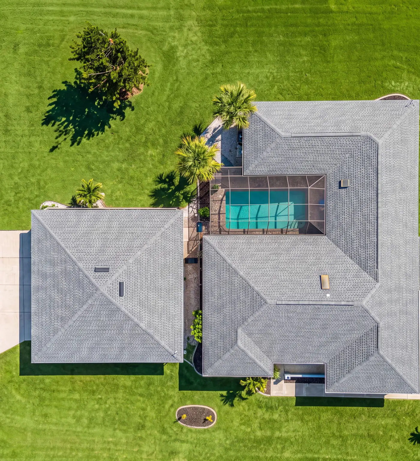 Gorgeous 4 Bedroom Home with Private Pool and Full Kitchen in Rotonda West