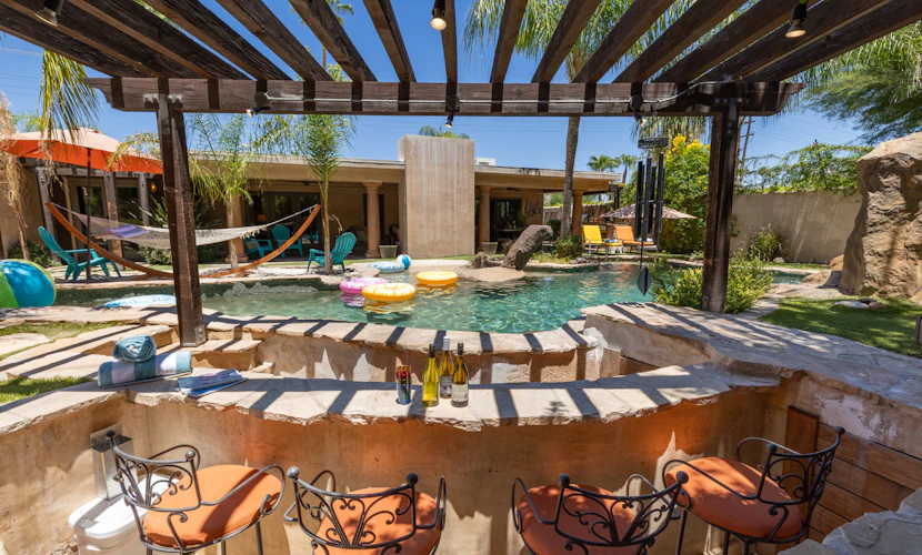 Desert Dunes | Lazy River & Water Slide | Swim-Up Bar | Dual Casitas | Sleeps 8