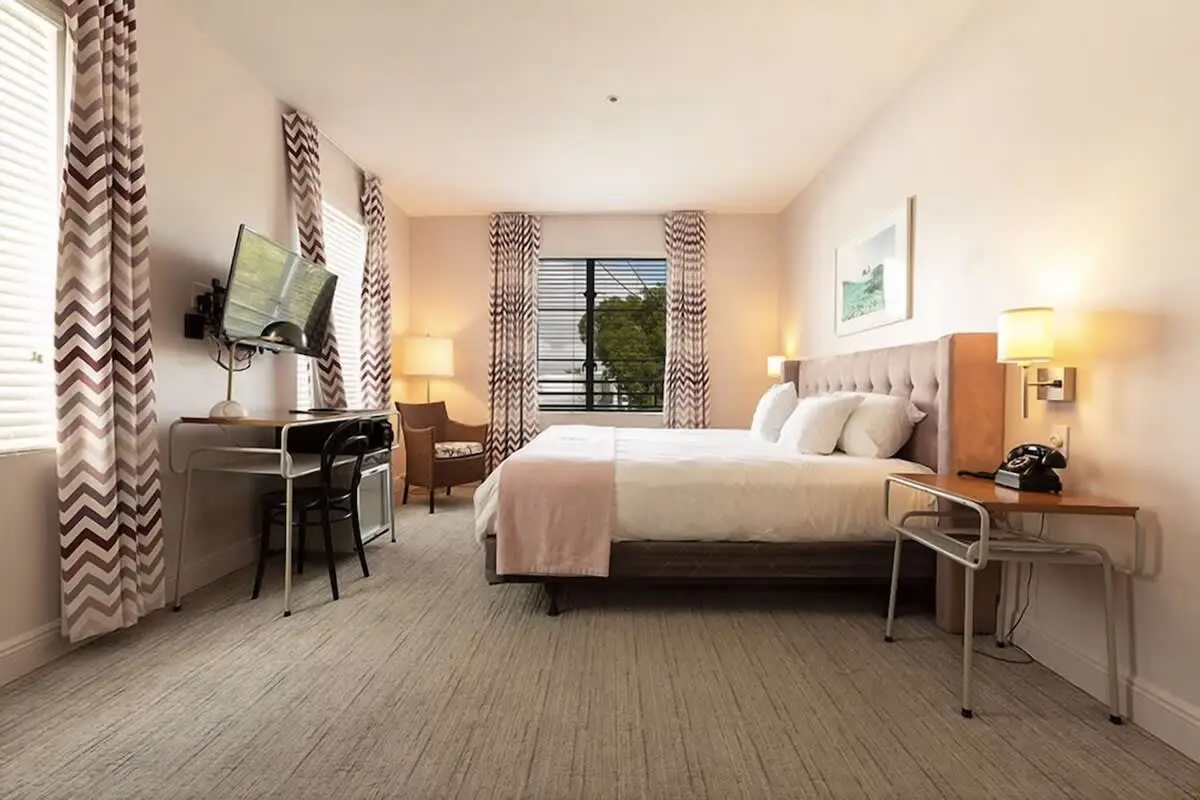 Roami at Hotel Astor | Miami Beach Studio
