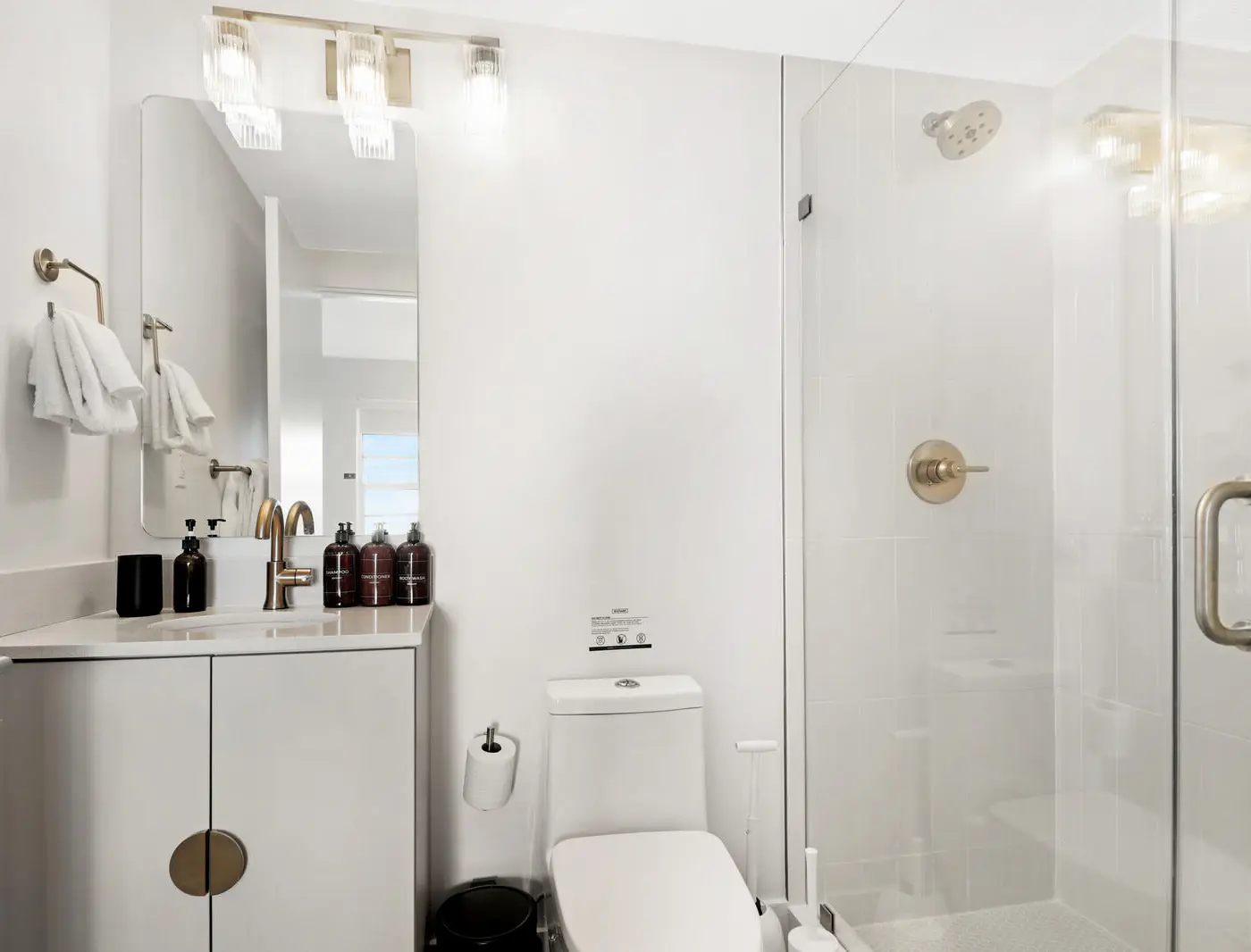 Roami at The Carmela |1 Block to Beach | 2BR