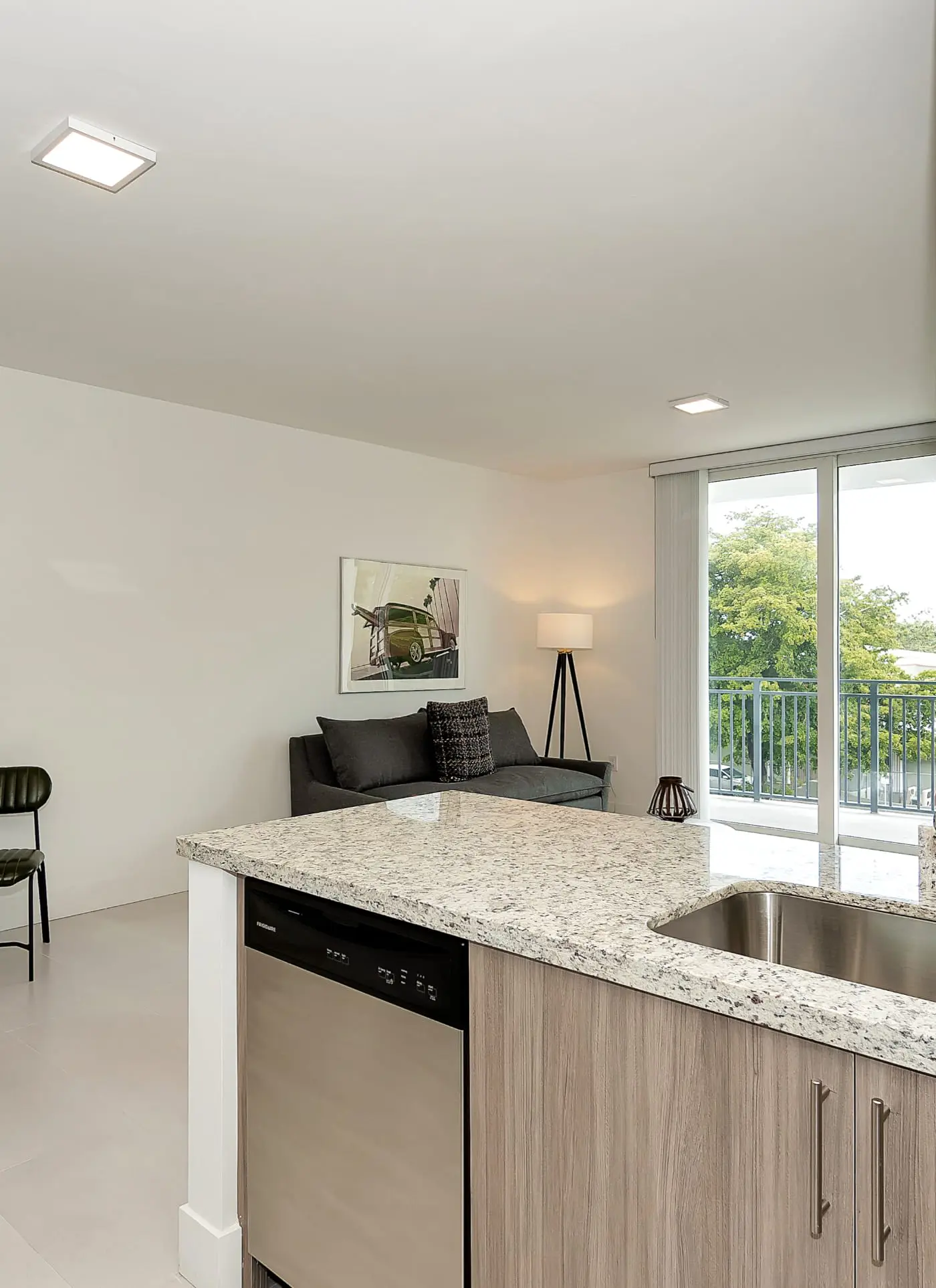 Roami at Grove 27 | Coconut Grove | 1BR