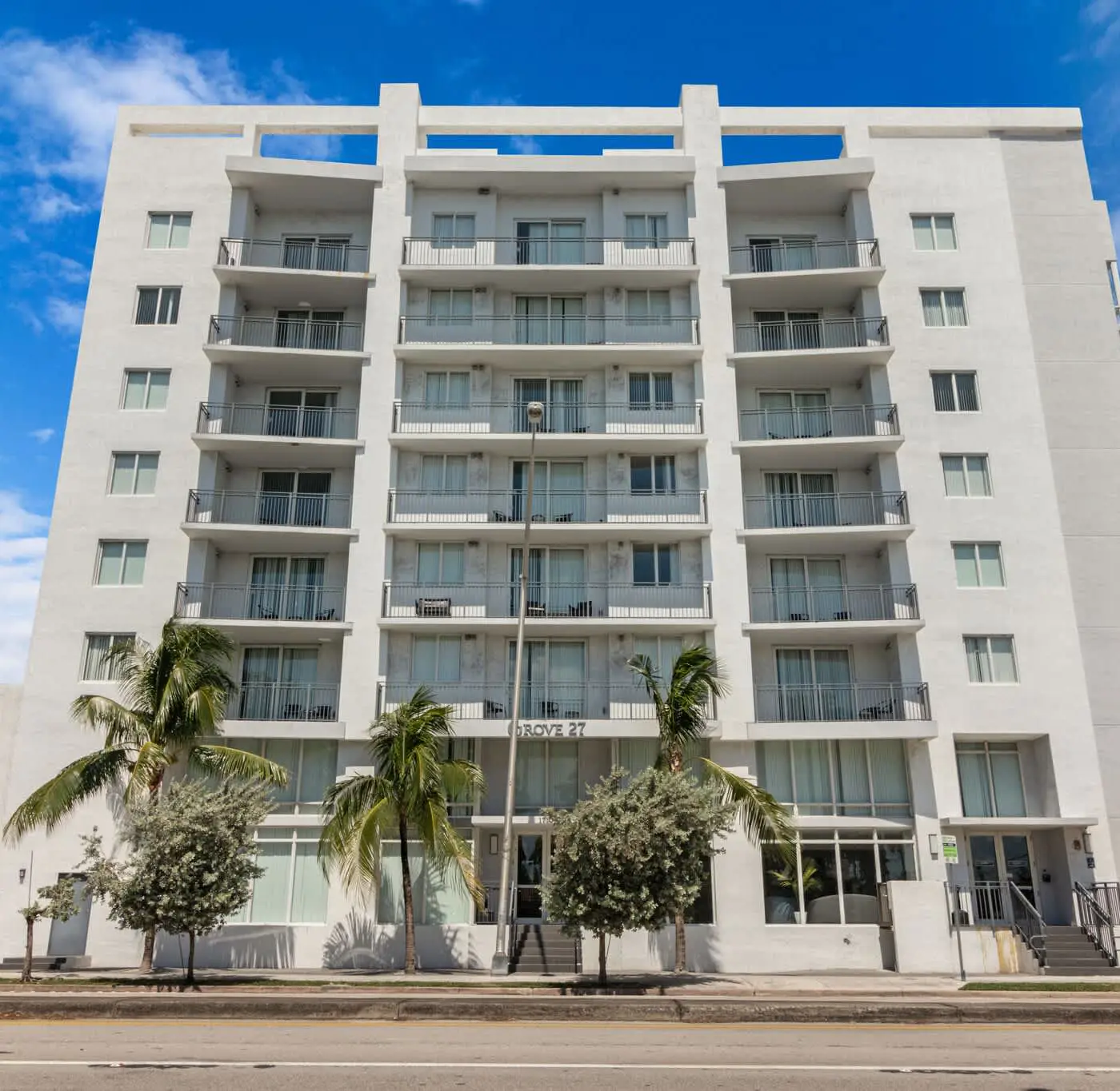 Roami at Grove 27 | Coconut Grove | 1BR