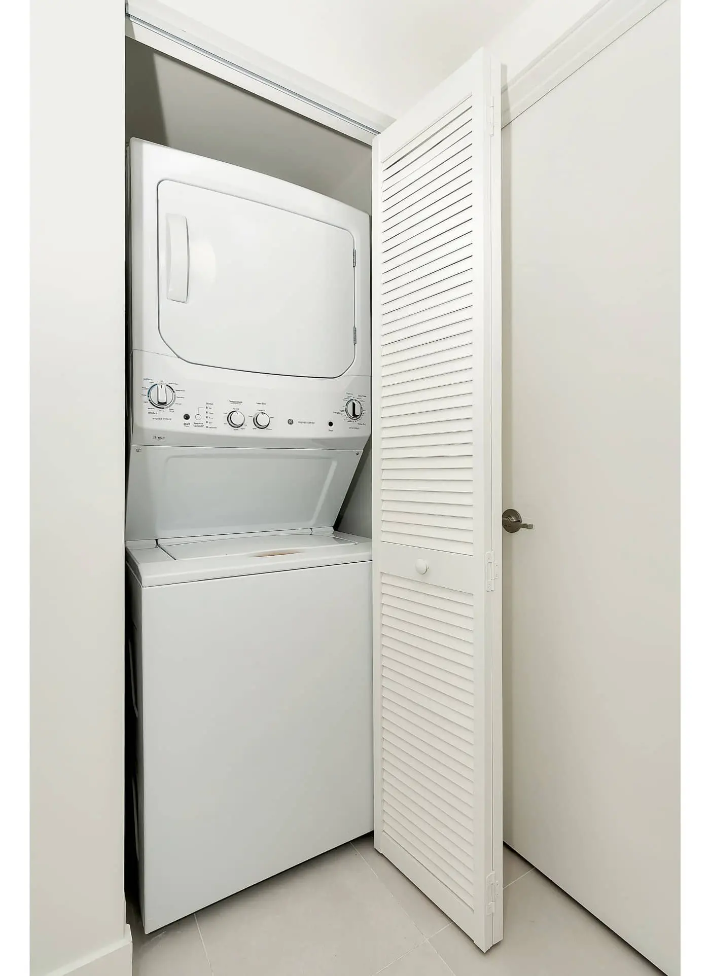 Roami at Grove 27 | Coconut Grove | Loft