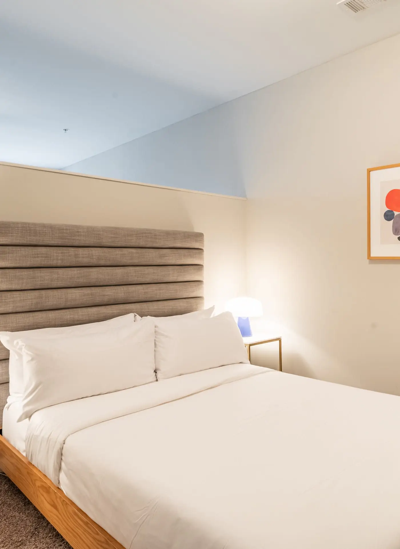 CozySuites MusicRow Bold SDO in Nashville! 22