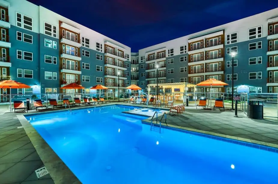 CozySuites PHX RORO Gym, Pets, Parking! 2BR