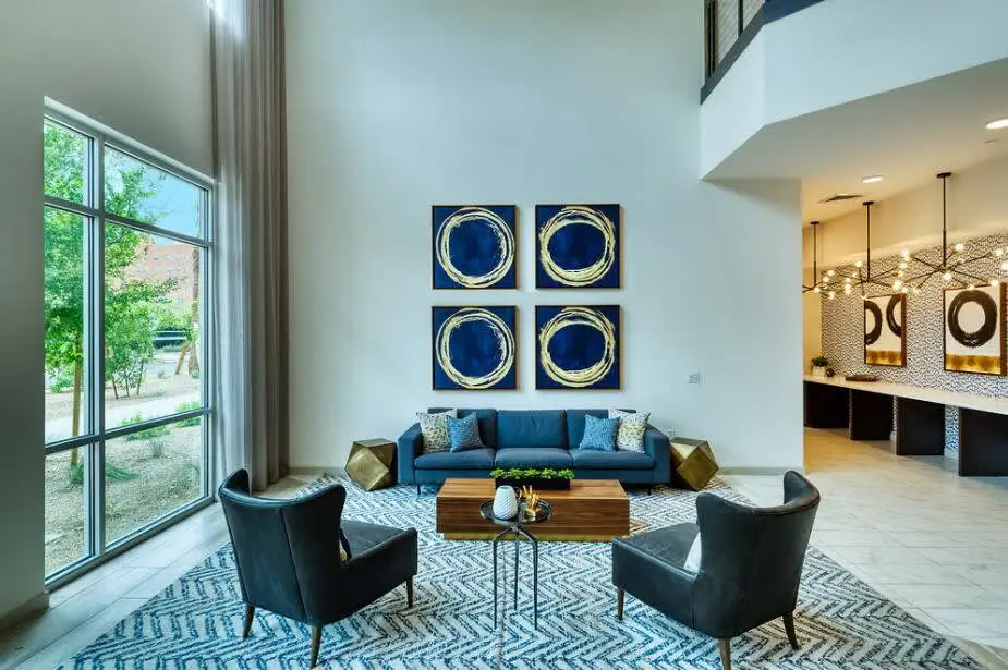 CozySuites PHX RORO Gym, Pets, Parking! 2BR