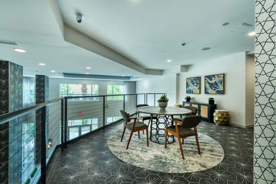 CozySuites PHX RORO Gym, Pets, Parking! 2BR
