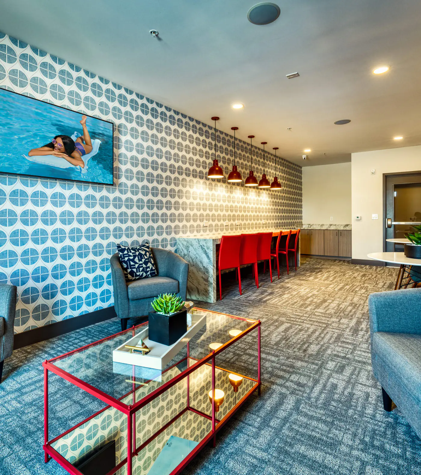 Stunning Westgate CozySuites by stadium 2BR