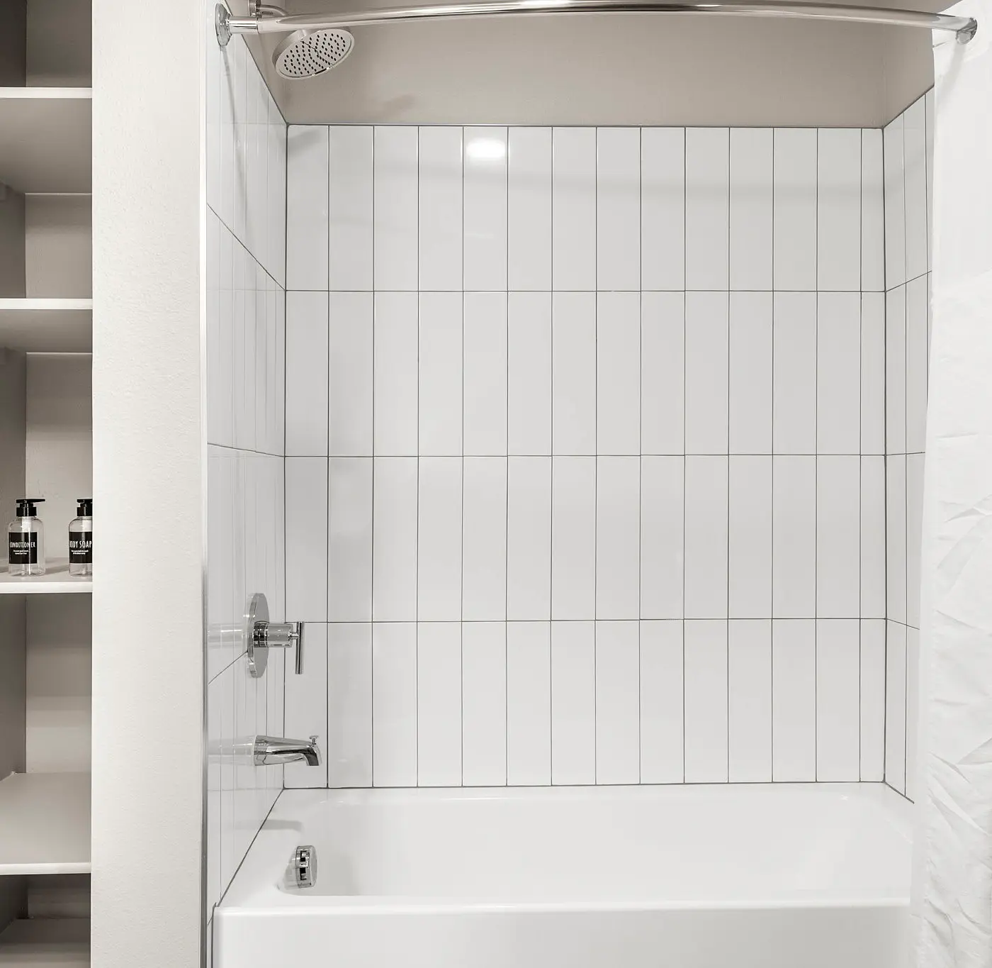 Stunning Westgate CozySuites by stadium 2BR