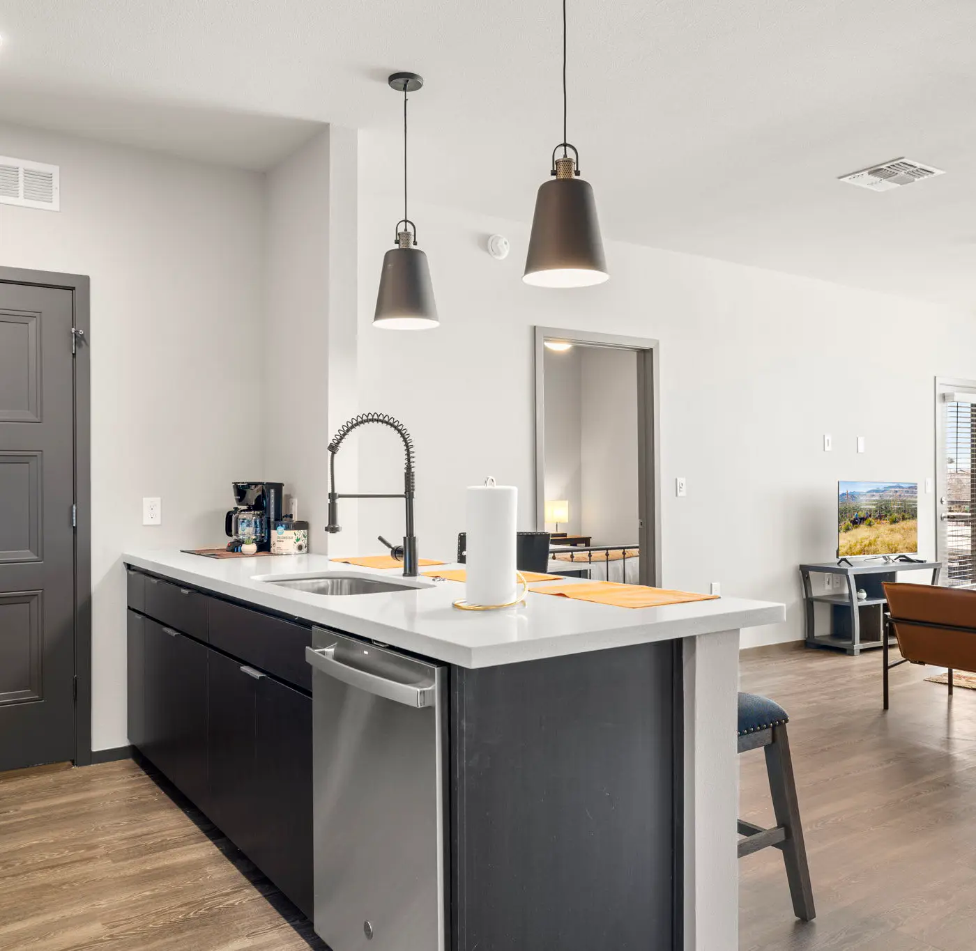 Stunning Westgate CozySuites by stadium 2BR