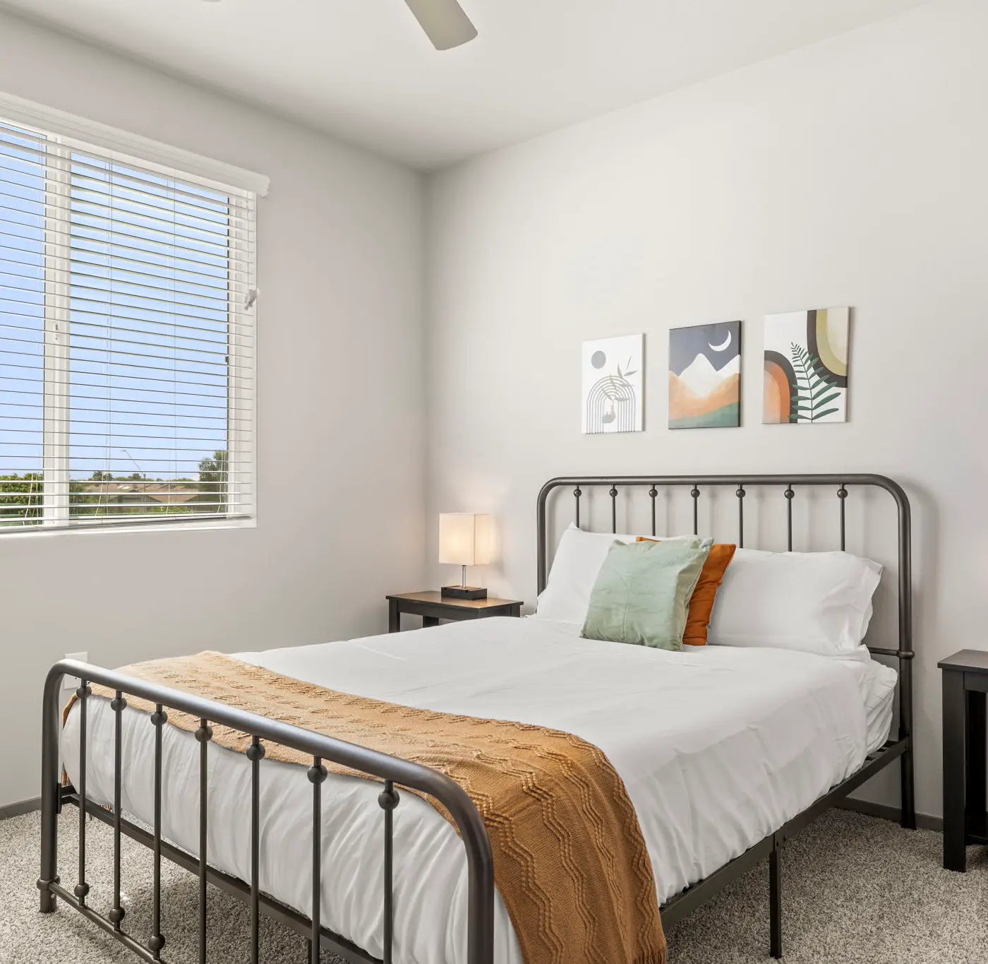 Stunning Westgate CozySuites by stadium 2BR