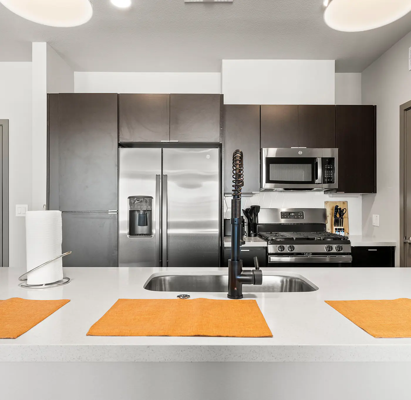 Stunning Westgate CozySuites by stadium 2BR