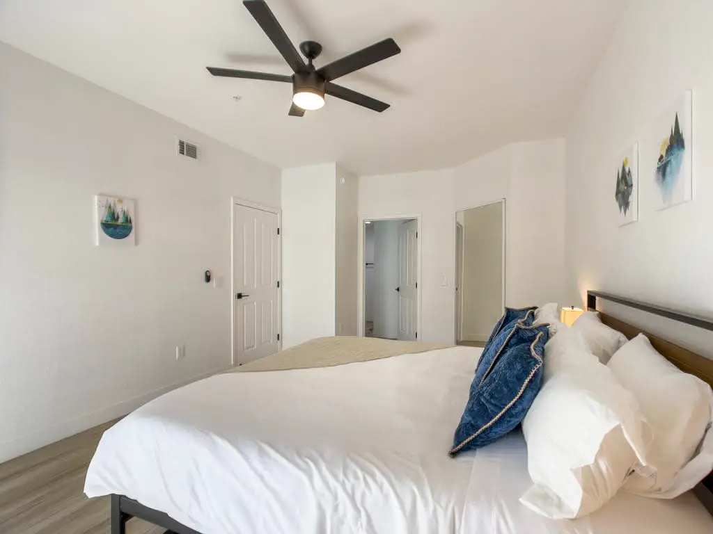 Cozysuites 1BR/1BA Oasis at Kierland Commons