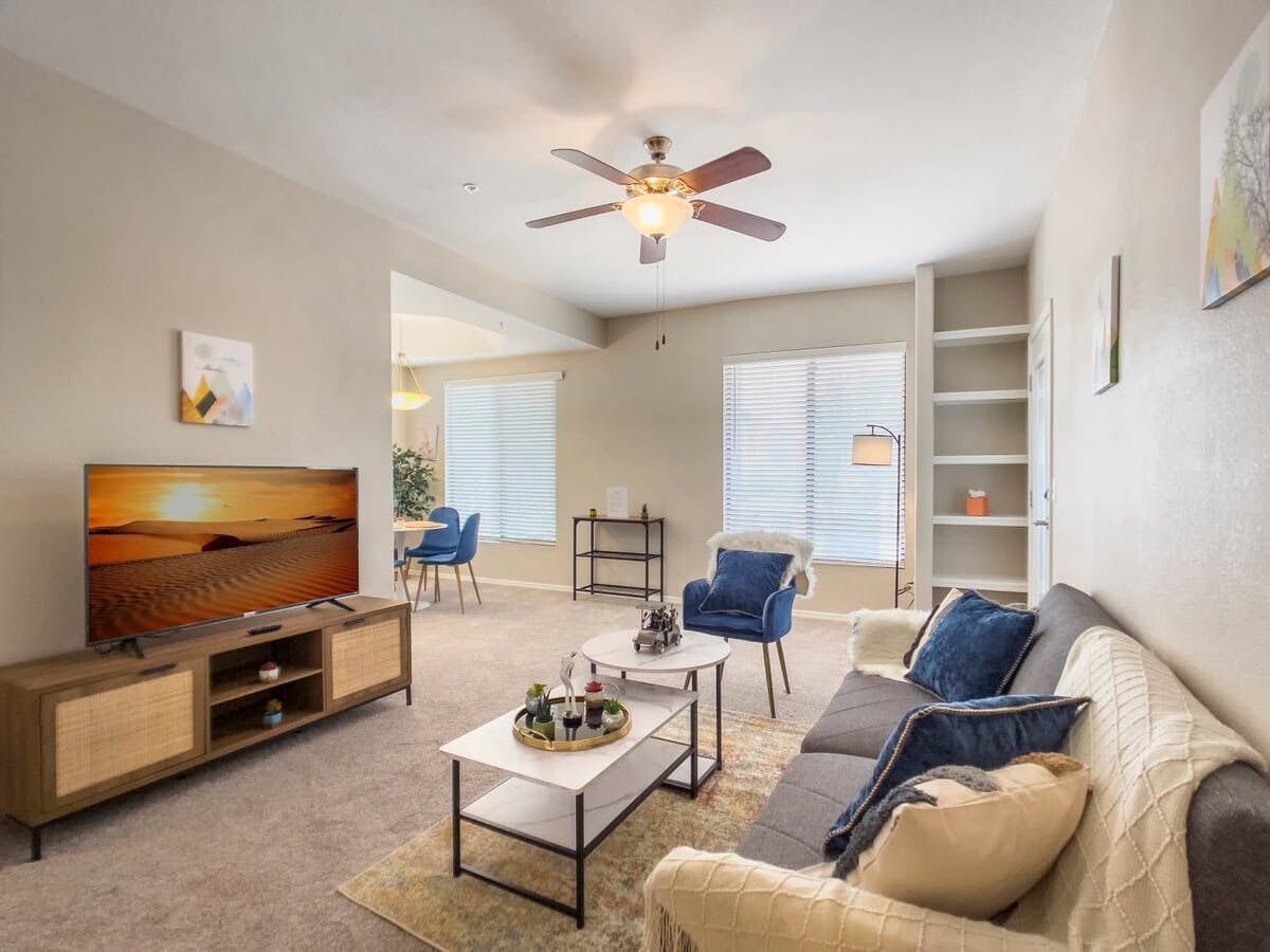 CozySuites 3BR/2BA Kierland Commons with pool