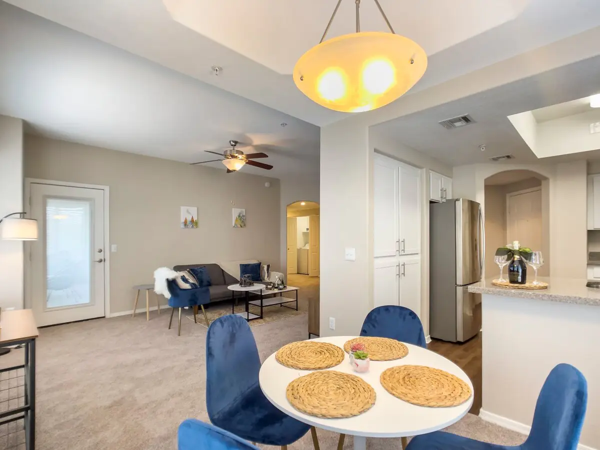 CozySuites 3BR/2BA Kierland Commons with pool