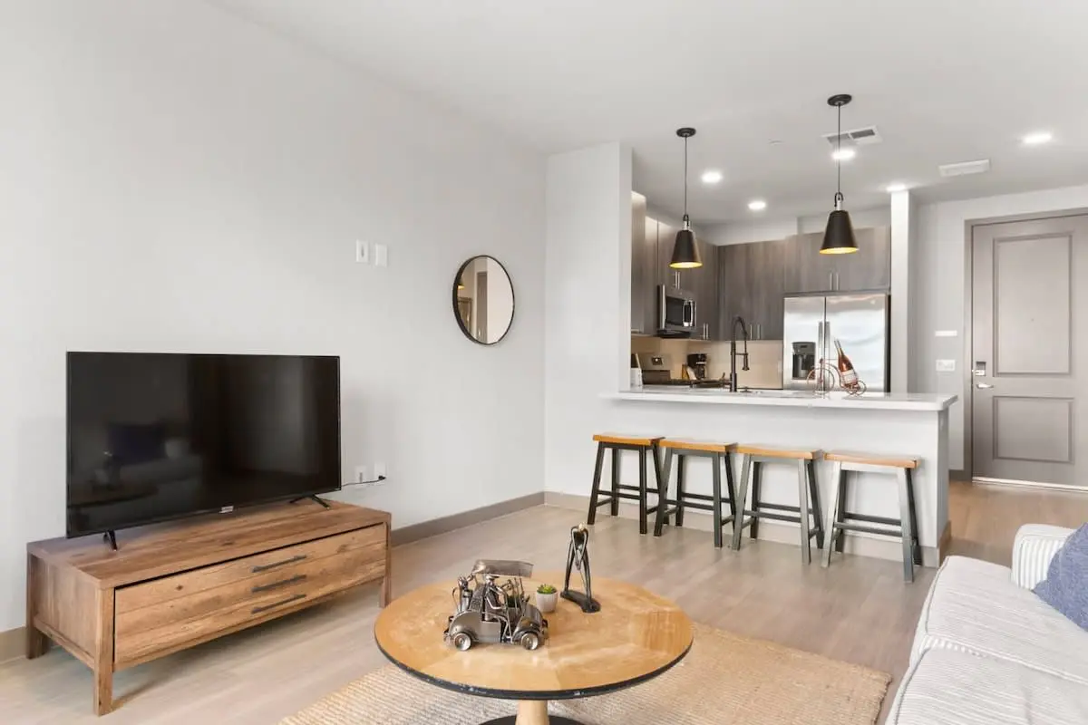 CozySuites PHX RORO Pets, Gym, Pool! 1BR