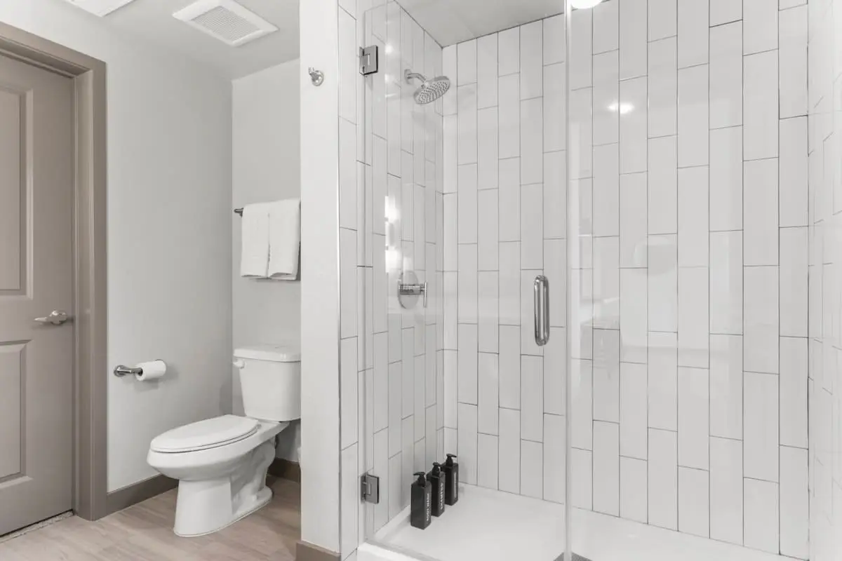 CozySuites PHX RORO Pets, Gym, Pool! 1BR