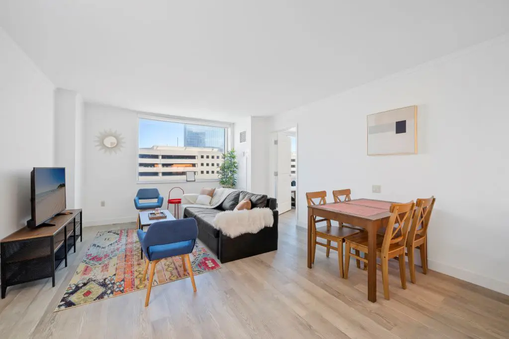1BR 2BA Condo | CozySuites at Showboat