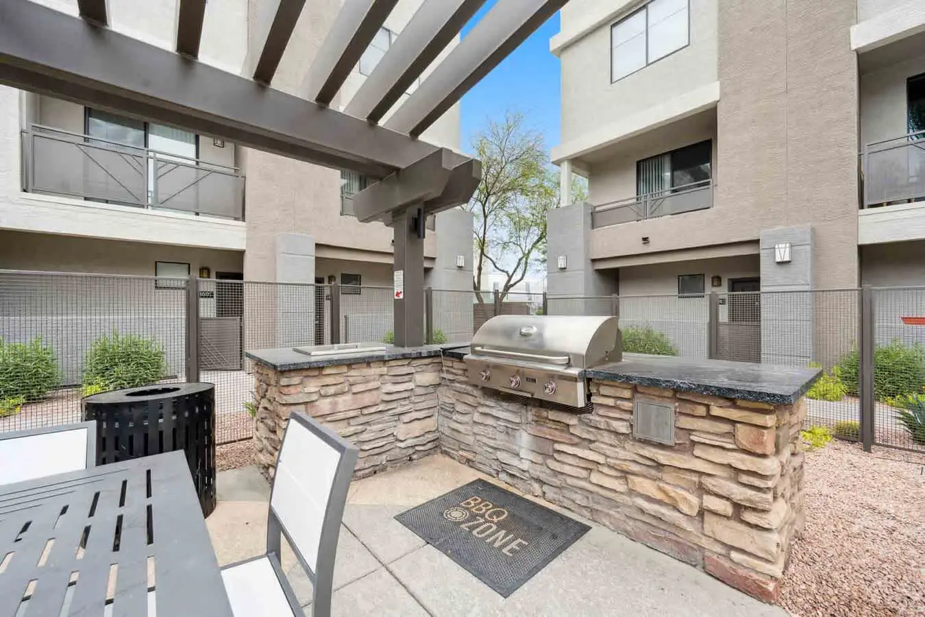 CozySuites Glendale  - Westgate 2Br2Ba