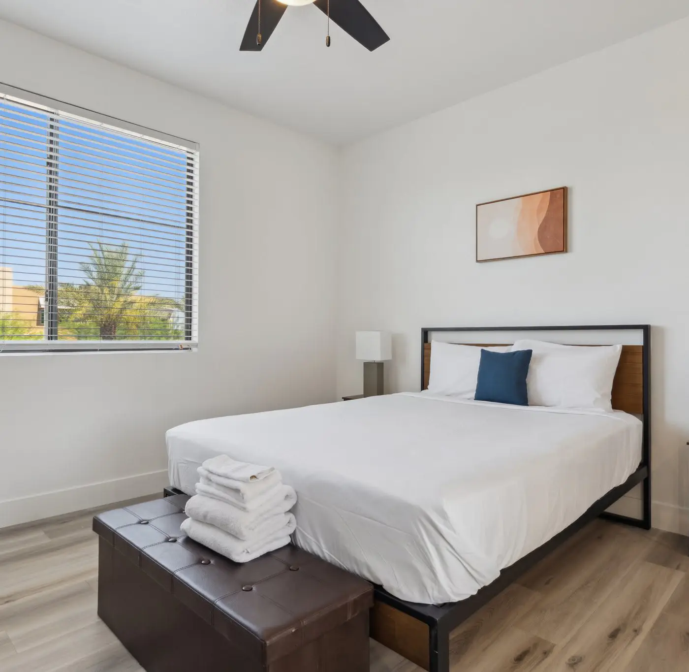 CozySuites Glendale  - Westgate 2Br2Ba