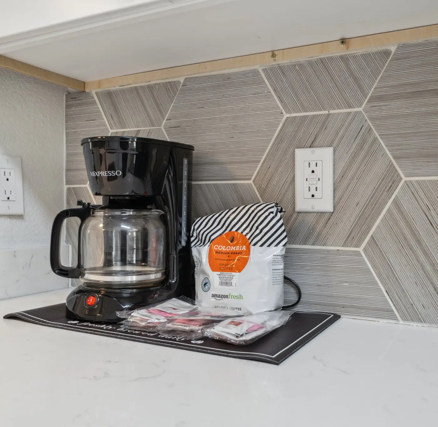 CozySuites Glendale  - Westgate 2Br2Ba