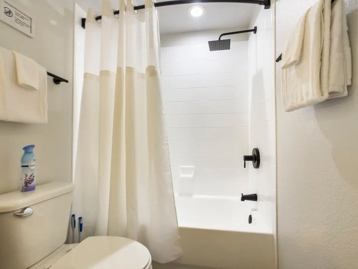 CozySuites 2BR/2BA at Kierland Commons