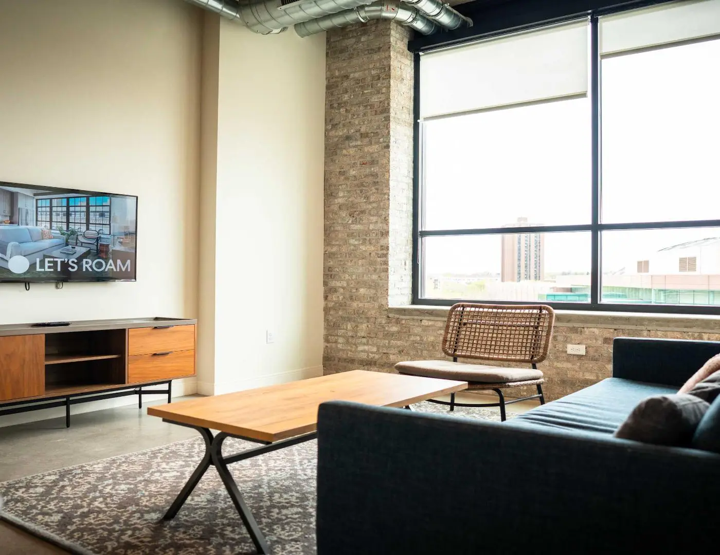Roami at Century Plaza | Convention Ctr |1BR Loft