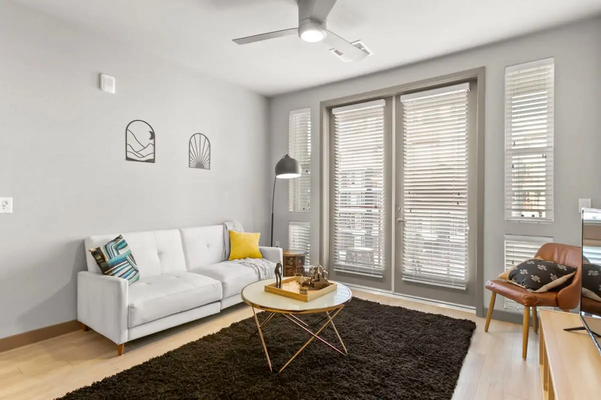 CozySuites 1BR PHX RORO Gym, Pool, Pets!