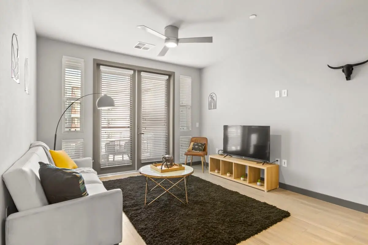 CozySuites 1BR PHX RORO Gym, Pool, Pets!