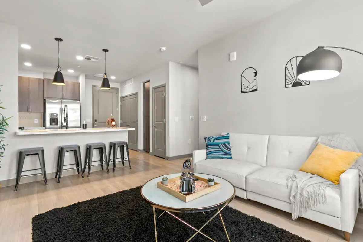 CozySuites 1BR PHX RORO Gym, Pool, Pets!