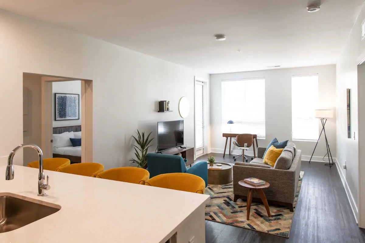 Cozysuites ArtCincy 2BR in Downtown Cincinnati