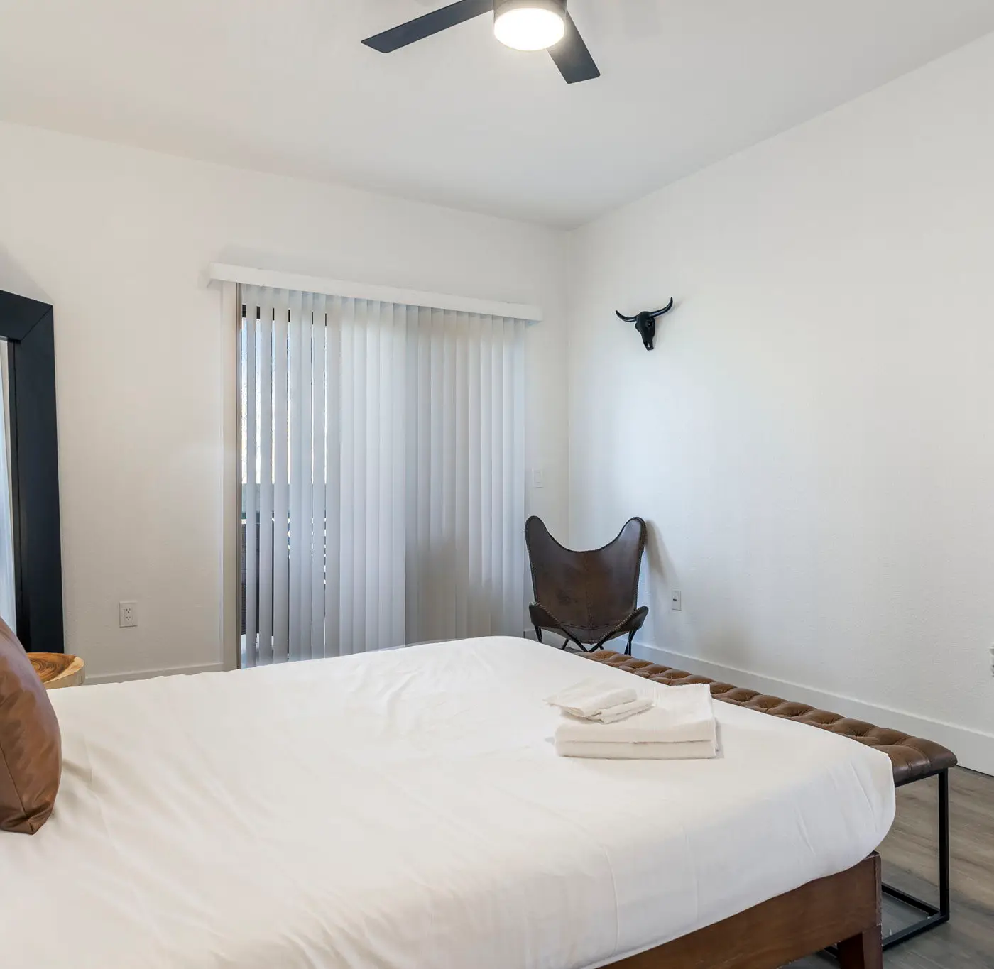 CozySuites 1BR/1BA at Kierland Commons with pool