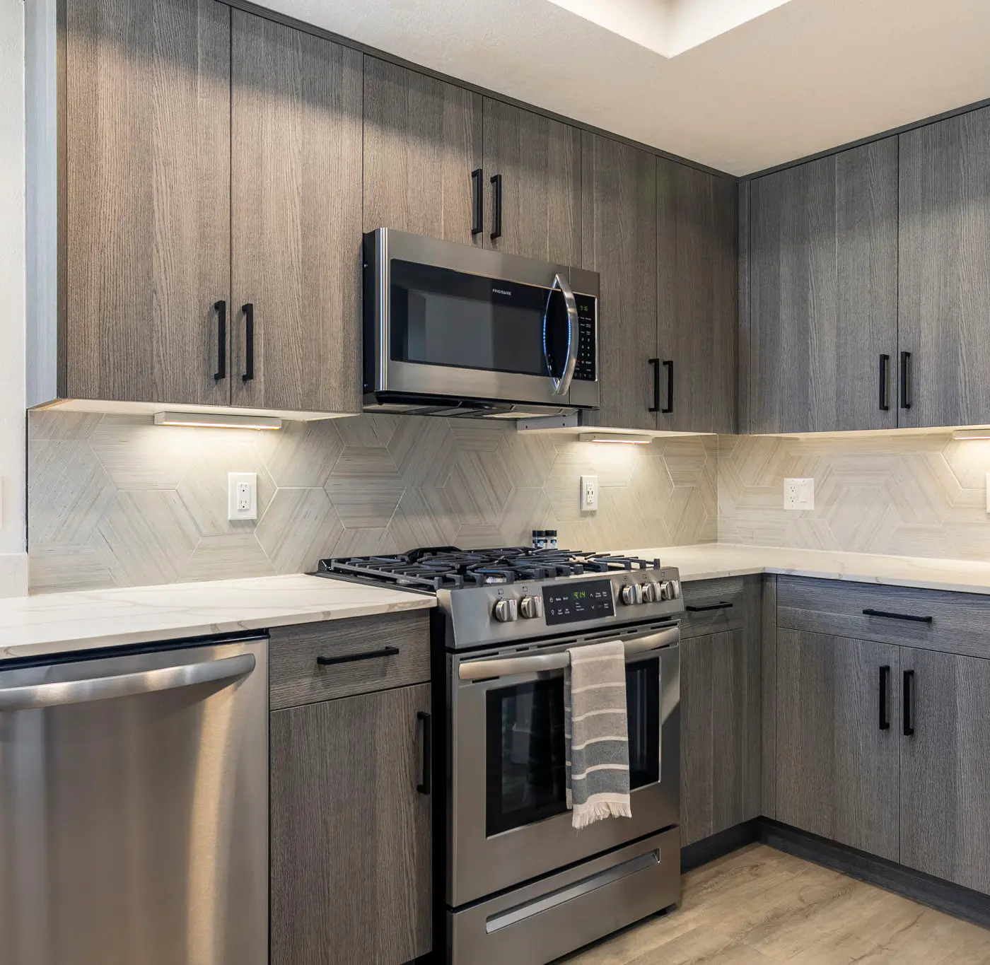 CozySuites 1BR/1BA at Kierland Commons with pool