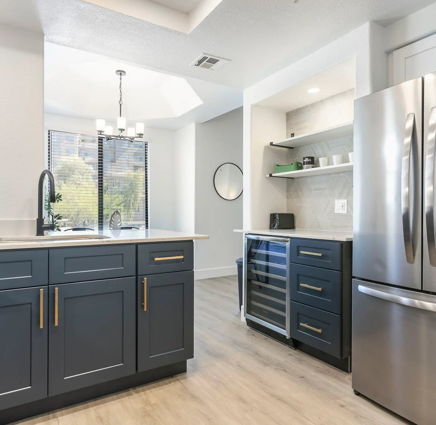 CozySuites 2BR/2BA at Kierland Commons with pool