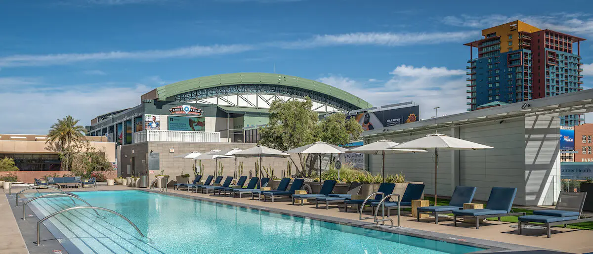 CozySuites Adeline SDO - valet parking, gym, pool!