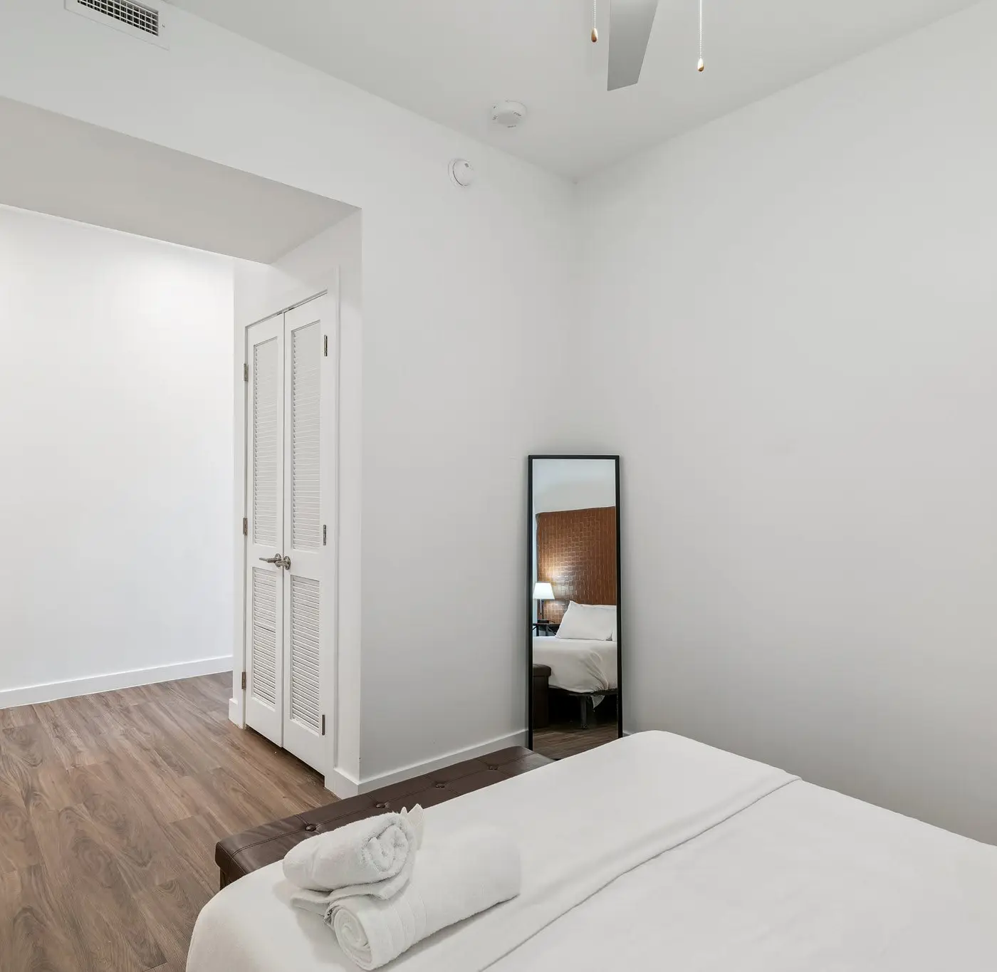 CozySuites Adeline SDO - valet parking, gym, pool!