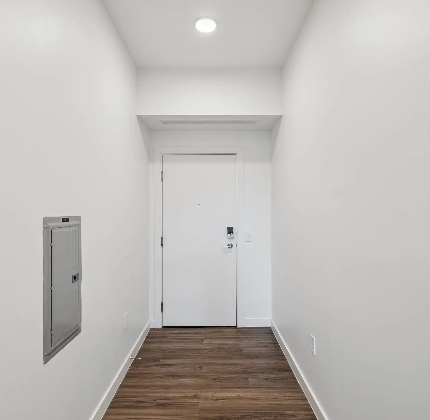 CozySuites Adeline SDO - valet parking, gym, pool!