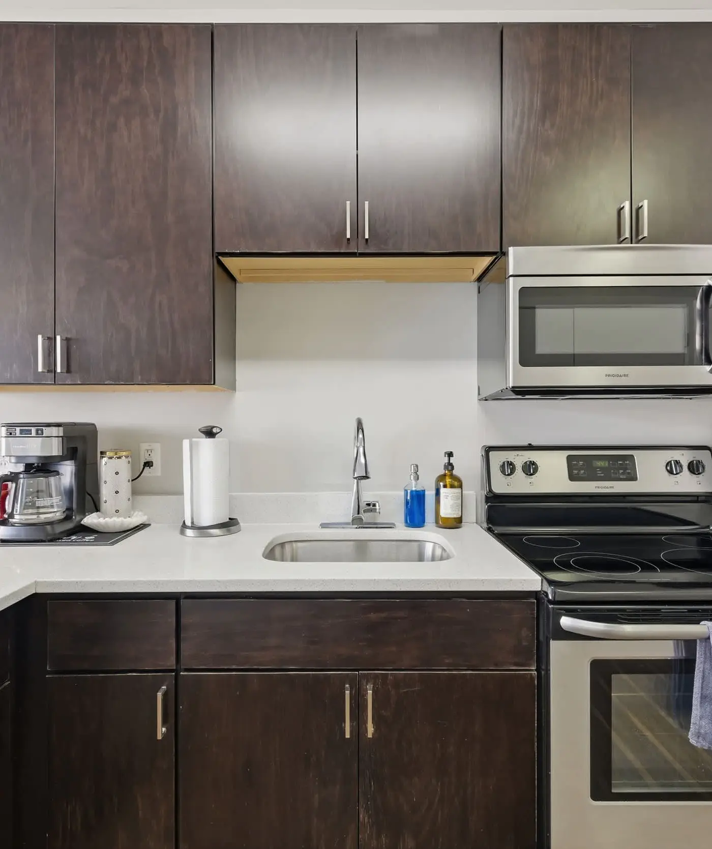 CozySuites | Modern SDO, Monument Circle, Indy