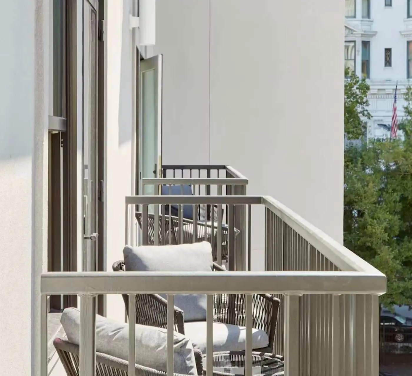 Roami at Canal Quarters | Studio w/ Balcony