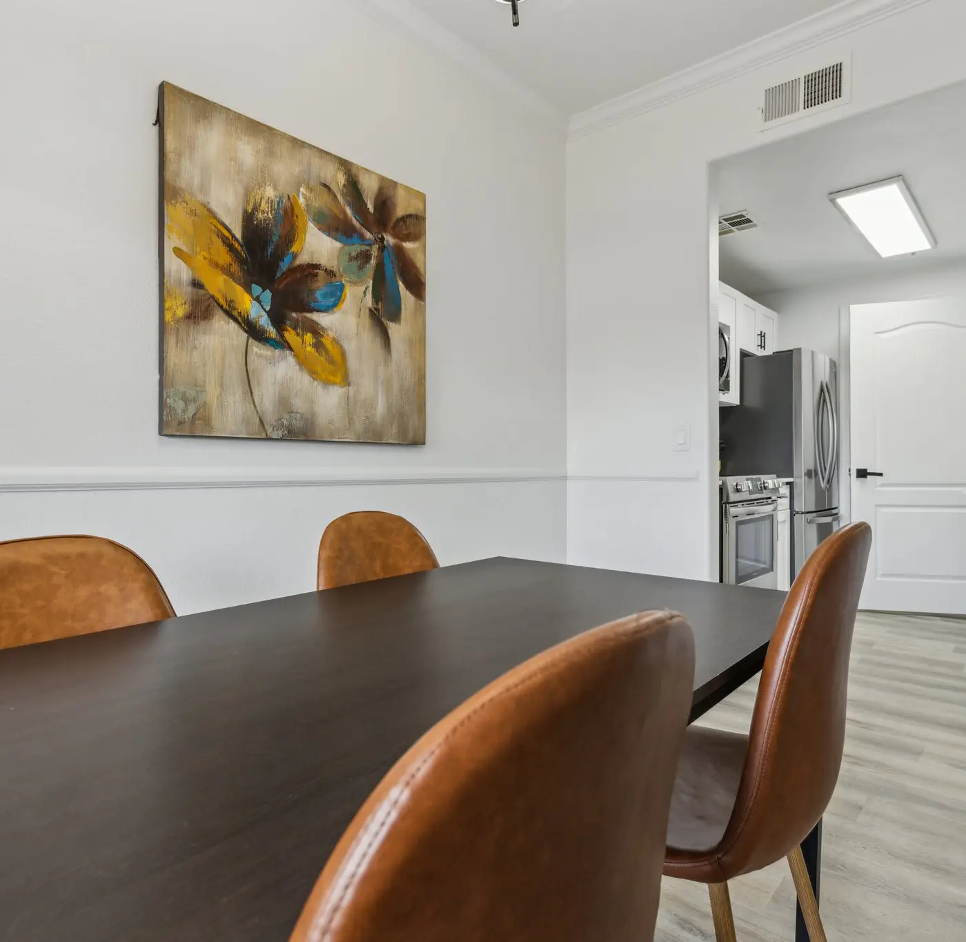 CozySuites Chandler 2BR with 2 pools + Jacuzzi!