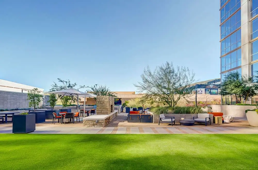 CozySuites Adeline - valet parking, gym, pool | 1BR