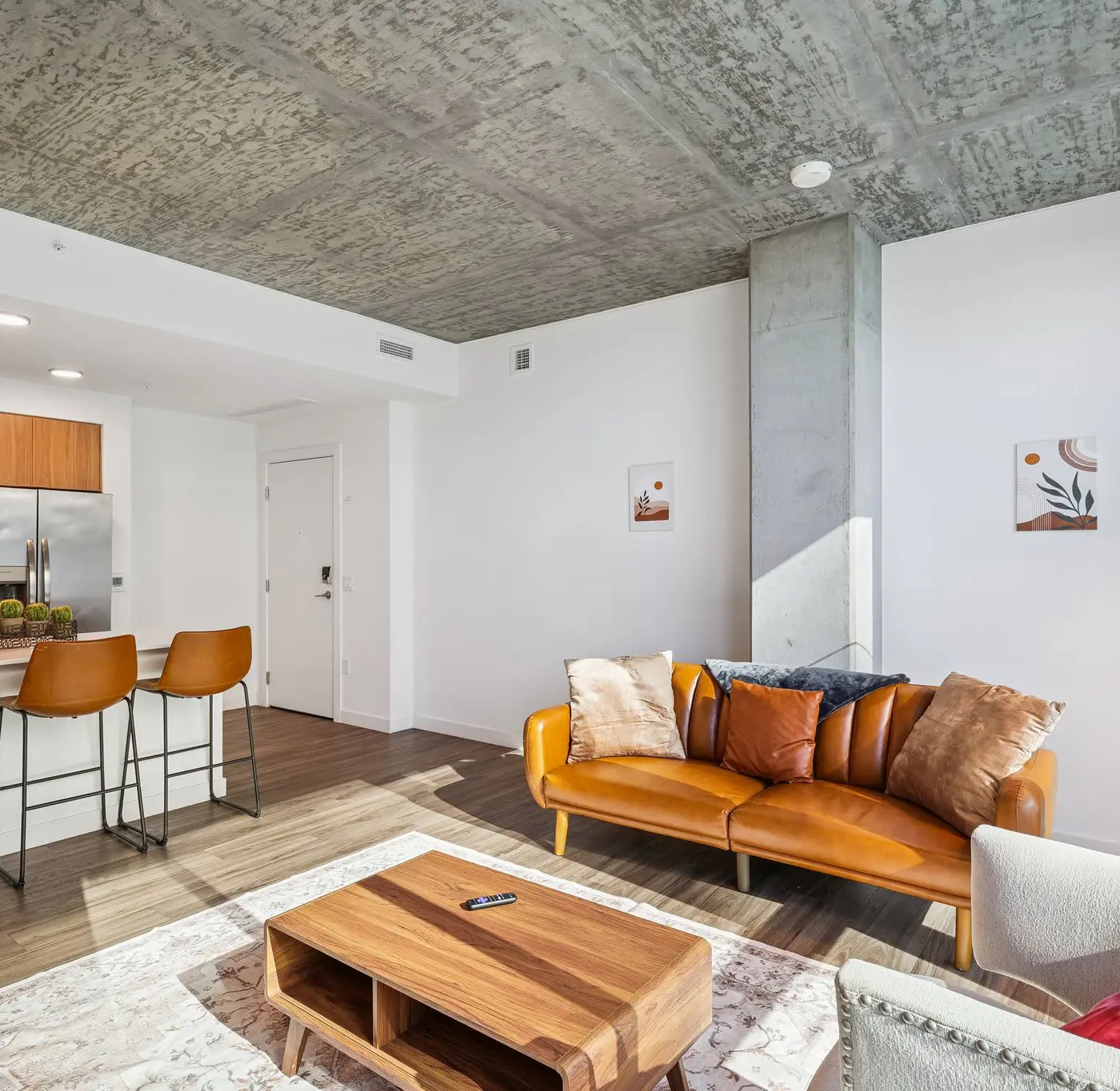 CozySuites Adeline - valet parking, gym, pool | 1BR