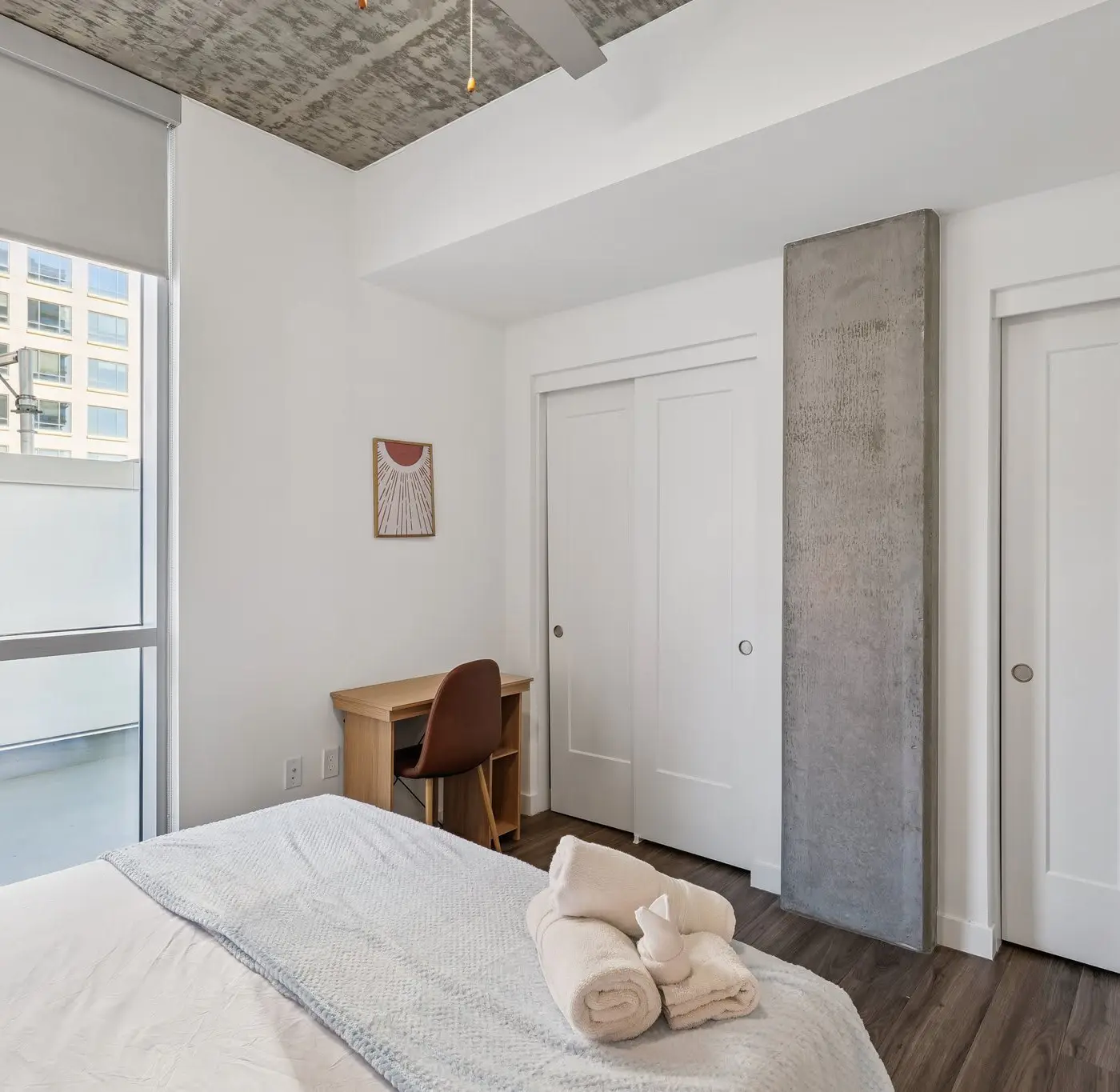 CozySuites Adeline - valet parking, gym, pool | 1BR