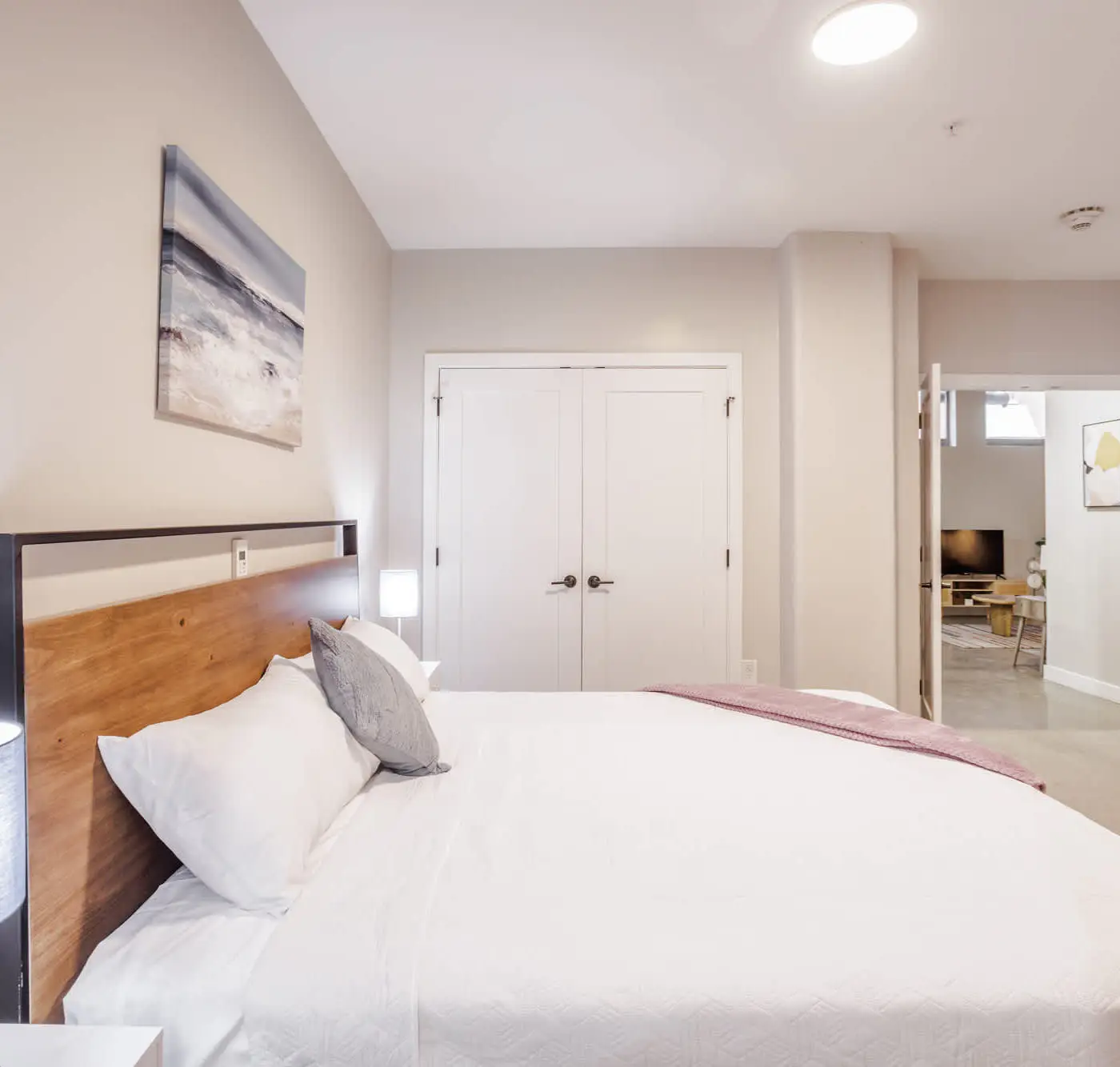 CozySuites Textile | 3BR w/ Gym, Rooftop & WiFi
