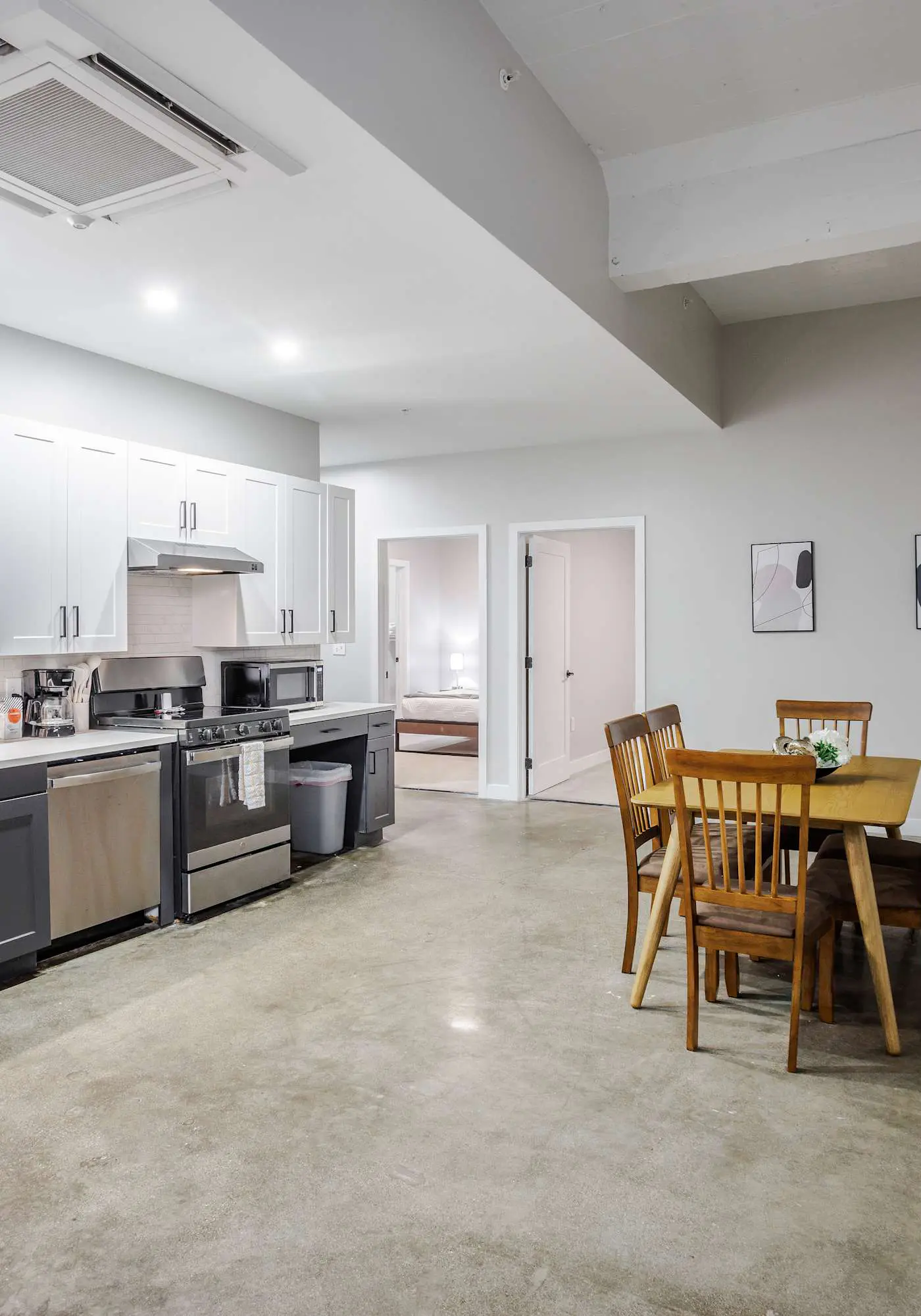 CozySuites Textile | 3BR w/ Gym, Rooftop & WiFi