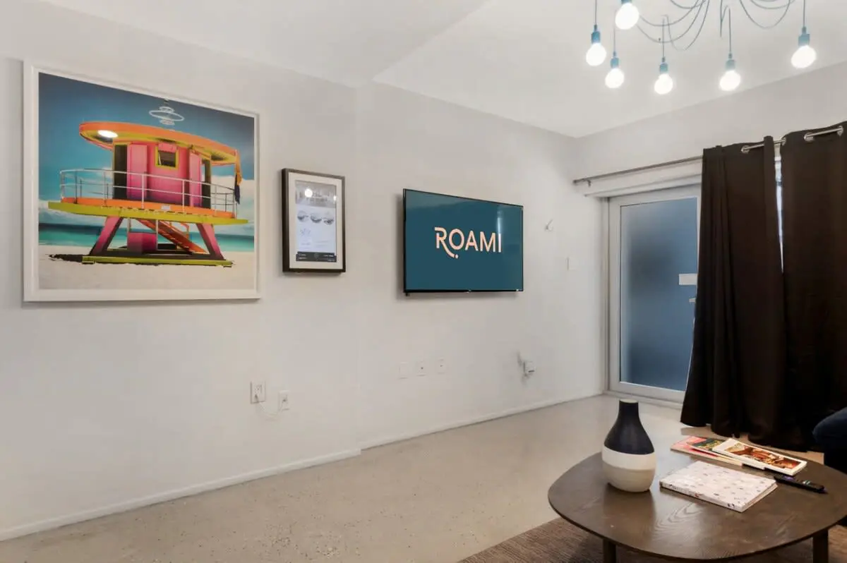 Roami at 250 Collins | Pool | Next to Beach | 2BR