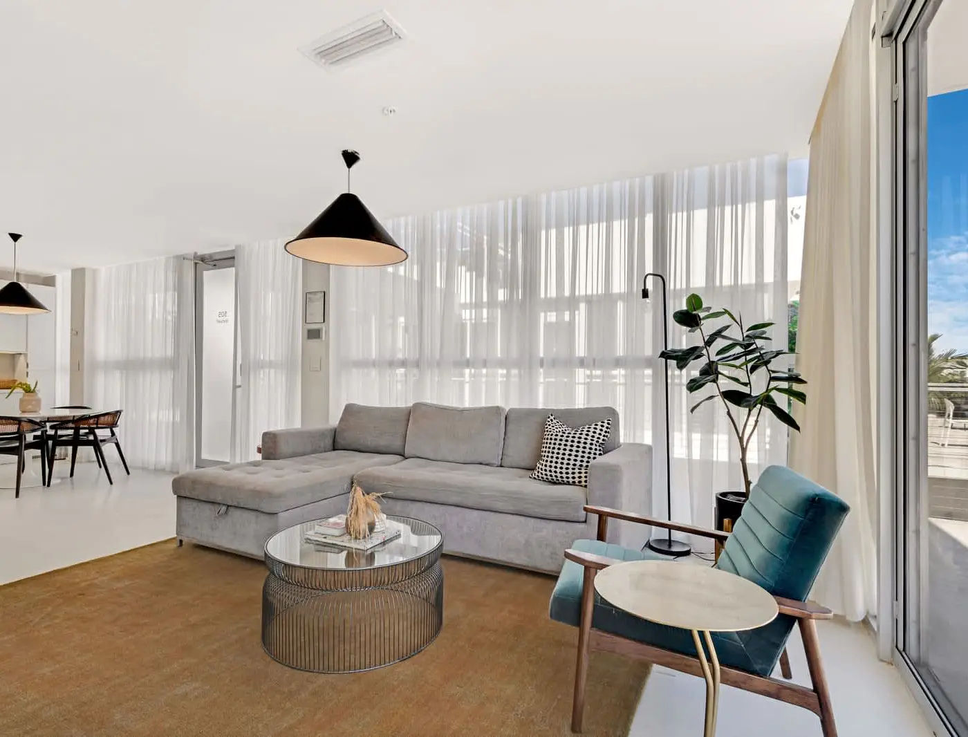 Roami at 250 Collins | Pool | 2BR