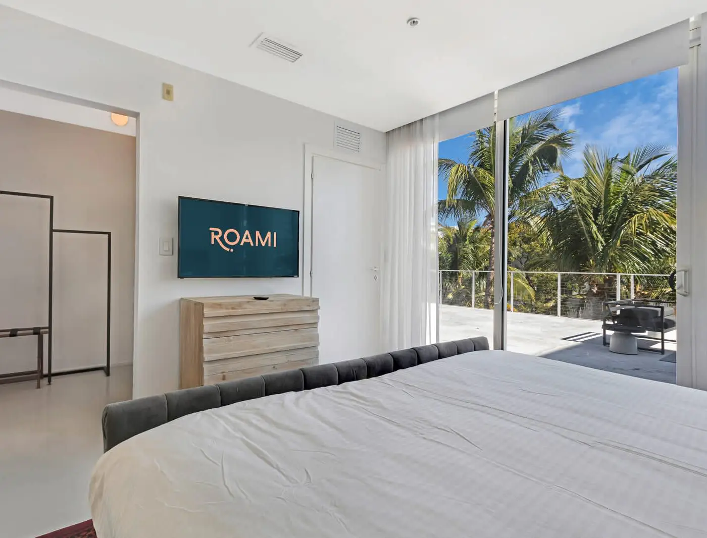 Roami at 250 Collins | Pool | 2BR