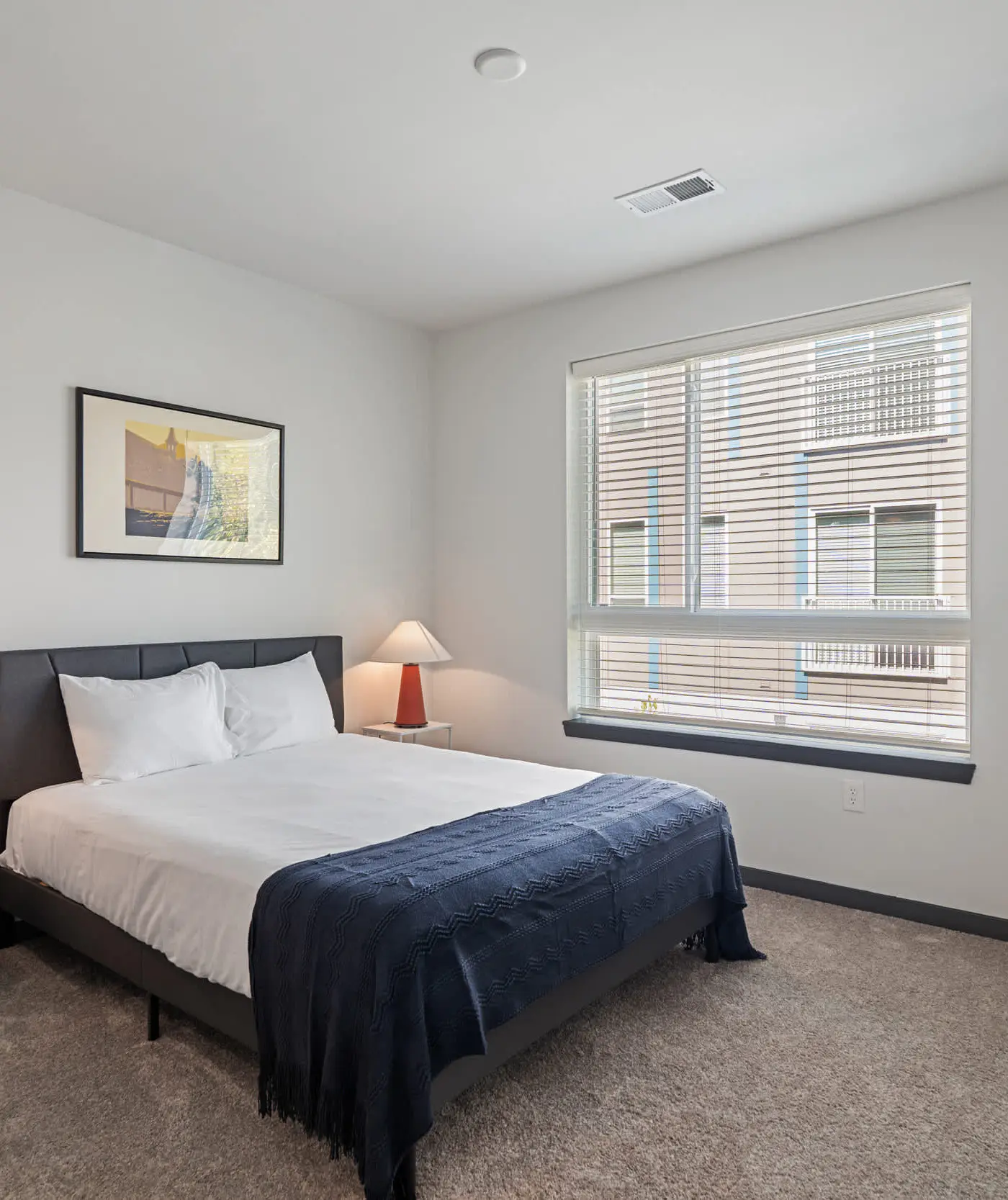 CozySuites Ayr 2BR with parking, pool, gym